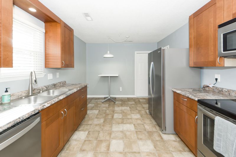 4 Duchess Ct, Summerville, SC 29485