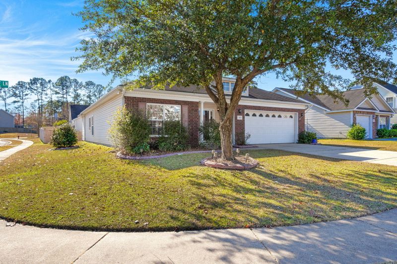 111 Meadowvale Ln, Moncks Corner, SC 29461