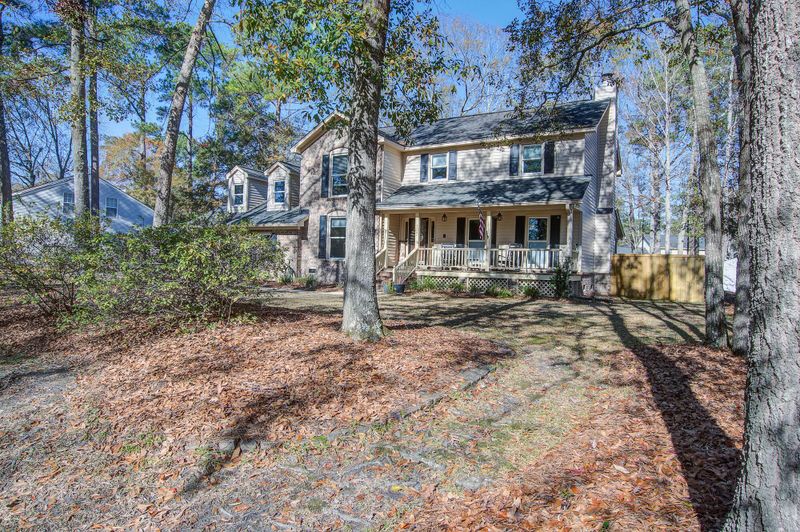 107 Queensbury Cir, Goose Creek, SC 29445