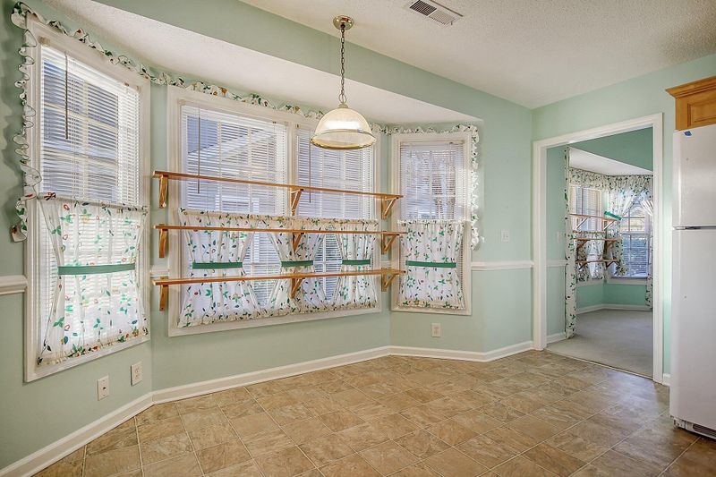 9025 Delancey Cir, North Charleston, SC 29406