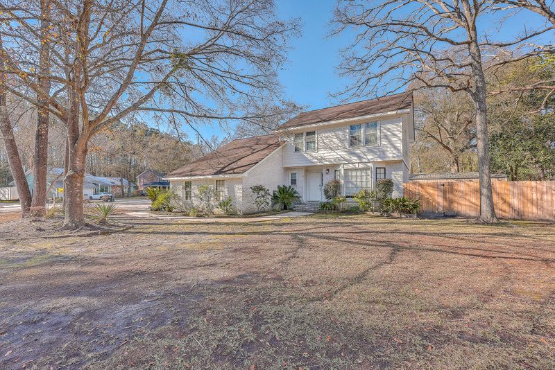 105 Egret Ln, Summerville, SC 29485