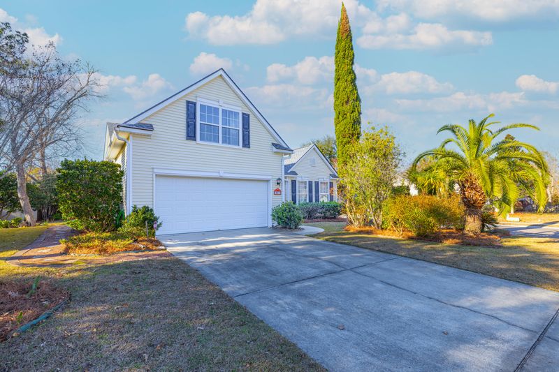 837 Paran Oaks Dr, Charleston, SC 29414