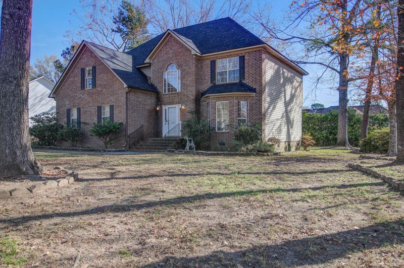 100 Keighley Dr, Goose Creek, SC 29445
