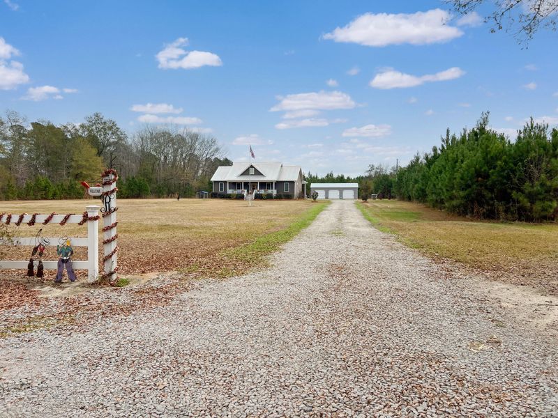 242 Radio Rd, Saint George, SC 29477