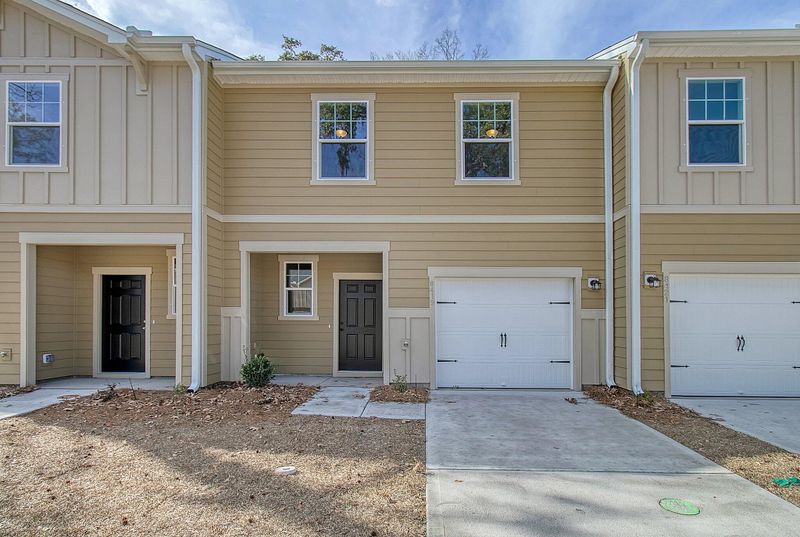 8419 Hidden Bakers Tc, North Charleston, SC 29418