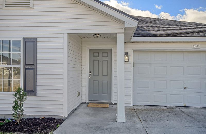 5044 Westview St, North Charleston, SC 29418