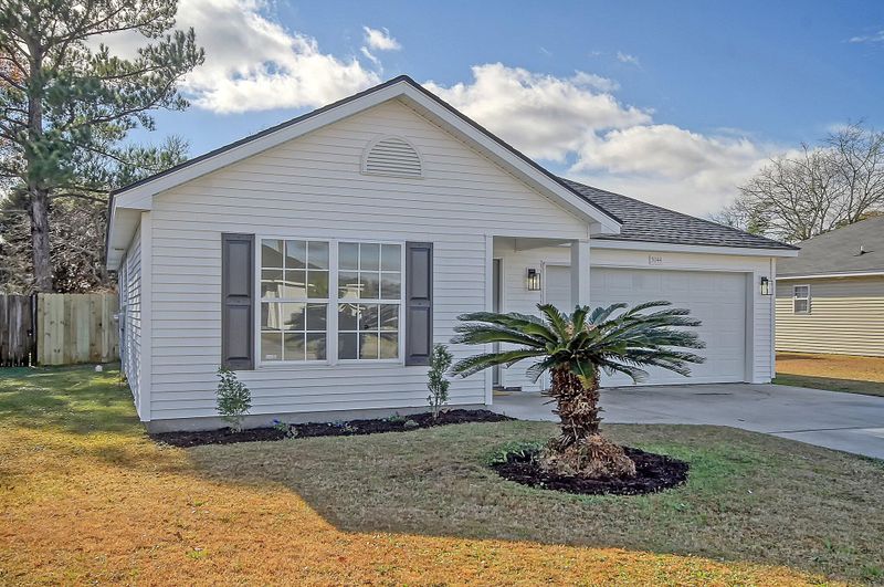 5044 Westview St, North Charleston, SC 29418