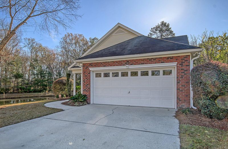 231 Garden Grove Dr, Summerville, SC 29485