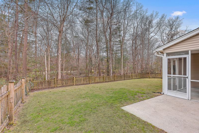 5043 Thornton Dr, Summerville, SC 29485