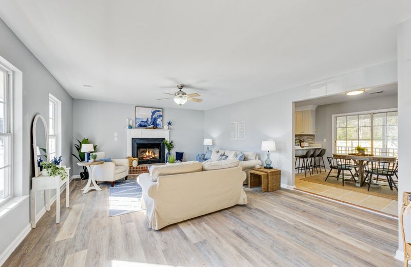 172 Red Cypress Dr, Goose Creek, SC 29445