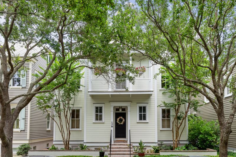 178 Ionsborough St, Mount Pleasant, SC 29464