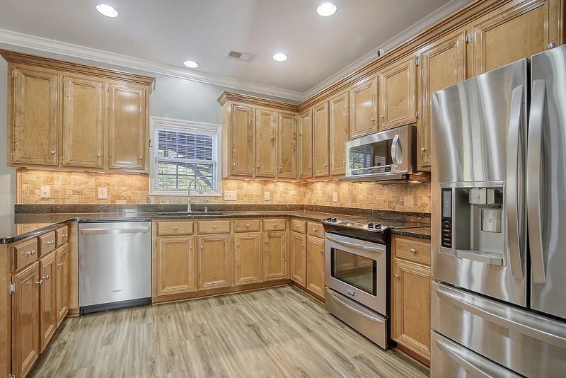 116 Dasharon Ln, Goose Creek, SC 29445