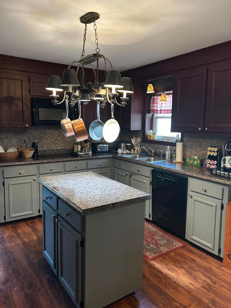106 Swift Ct, Summerville, SC 29485