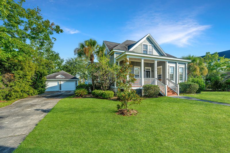 608 King Haven Ln, Johns Island, SC 29455
