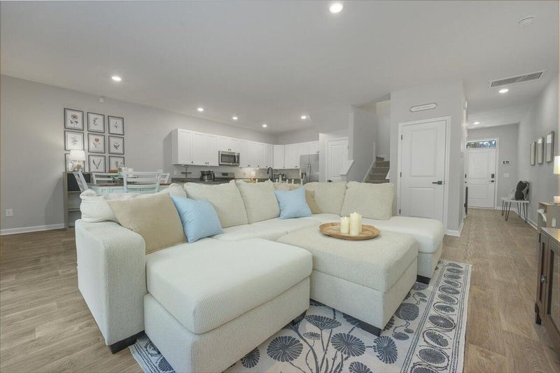 1853 Towne St, Johns Island, SC 29455