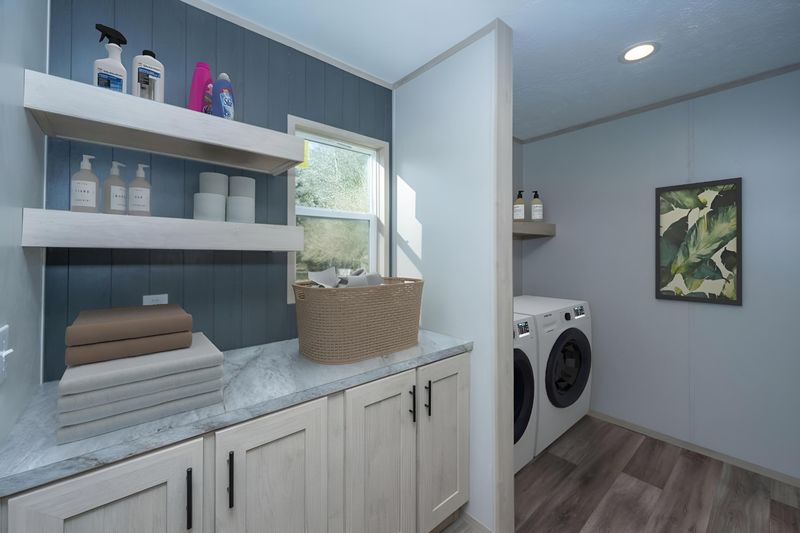 133 Florine Ln, Saint Stephen, SC 29479