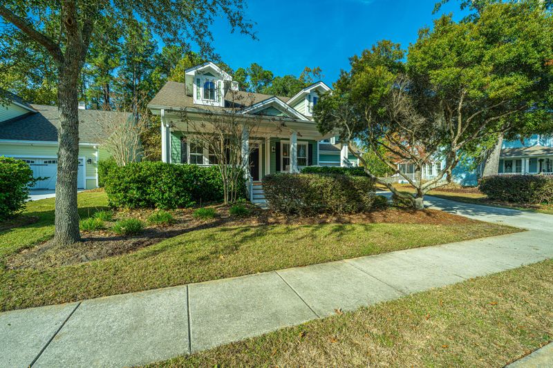 1852 Hall Point Rd, Mount Pleasant, SC 29466