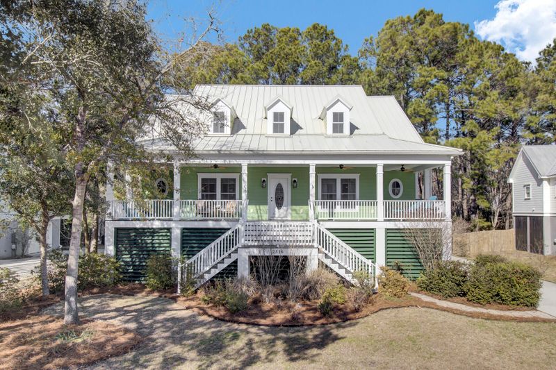 2516 Charter Oaks Dr, Mount Pleasant, SC 29466