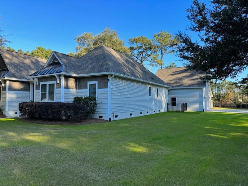 214 Almond St, Pinopolis, SC 29469