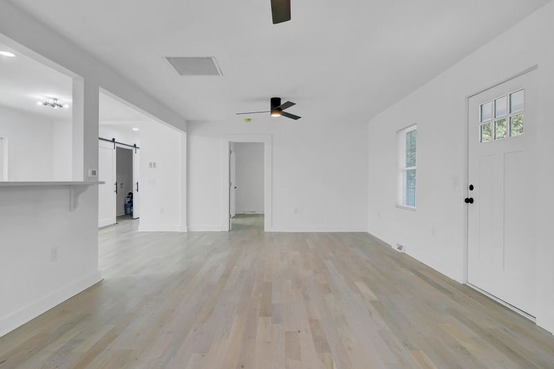4664 Woodville Rd, Awendaw, SC 29429