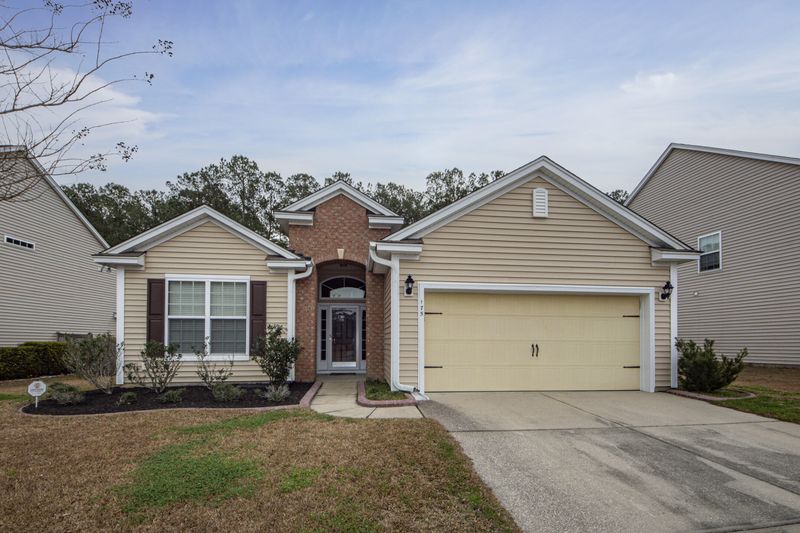 175 Carolina Wren Ave, Moncks Corner, SC 29461