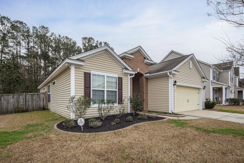175 Carolina Wren Ave, Moncks Corner, SC 29461