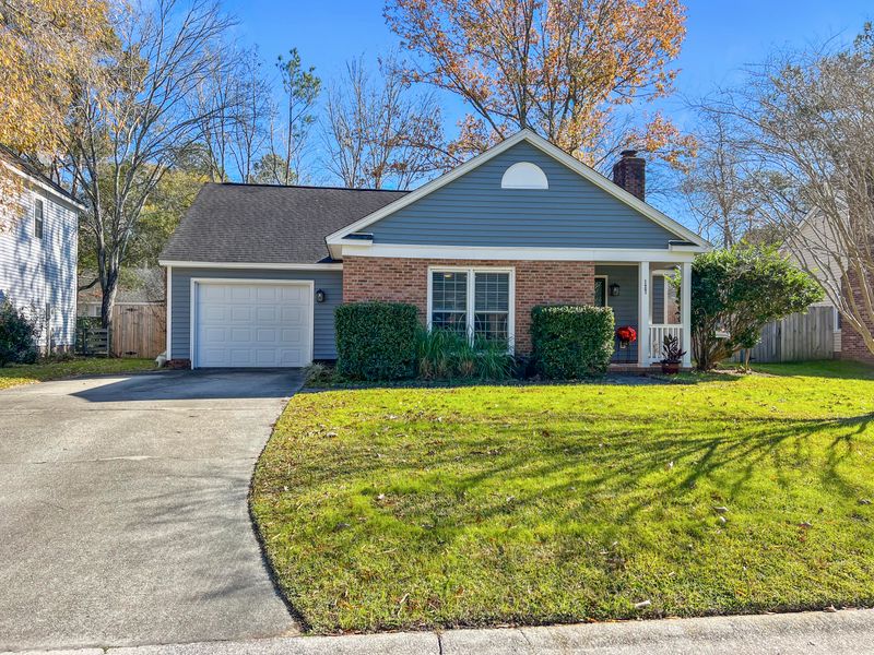 127 Towne Square Rd, Summerville, SC 29485