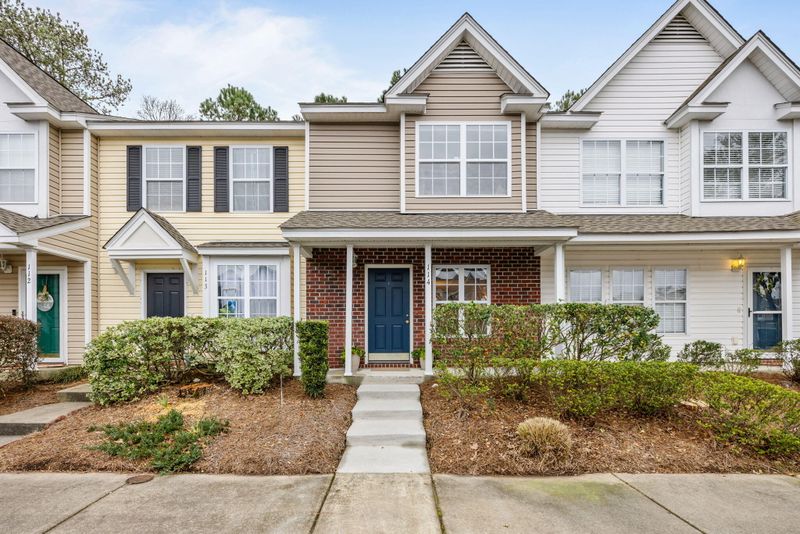 114 Taylor Cir, Goose Creek, SC 29445