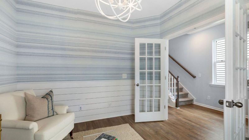 221 Red Bluff St, Summerville, SC 29483