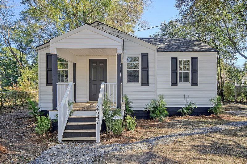 2647 Ferrara Dr, North Charleston, SC 29405