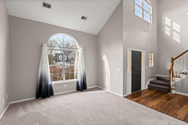 101 Monsarret Ln, Goose Creek, SC 29445