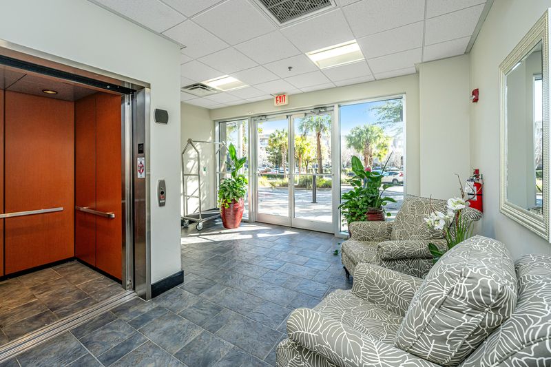 225 Seven Farms Rd #301, Daniel Island, SC 29492