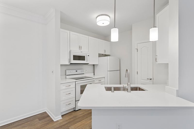 1300 Park W Blvd #402, Mount Pleasant, SC 29466