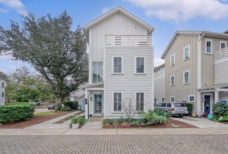 101 Bratton Cir, Mount Pleasant, SC 29464
