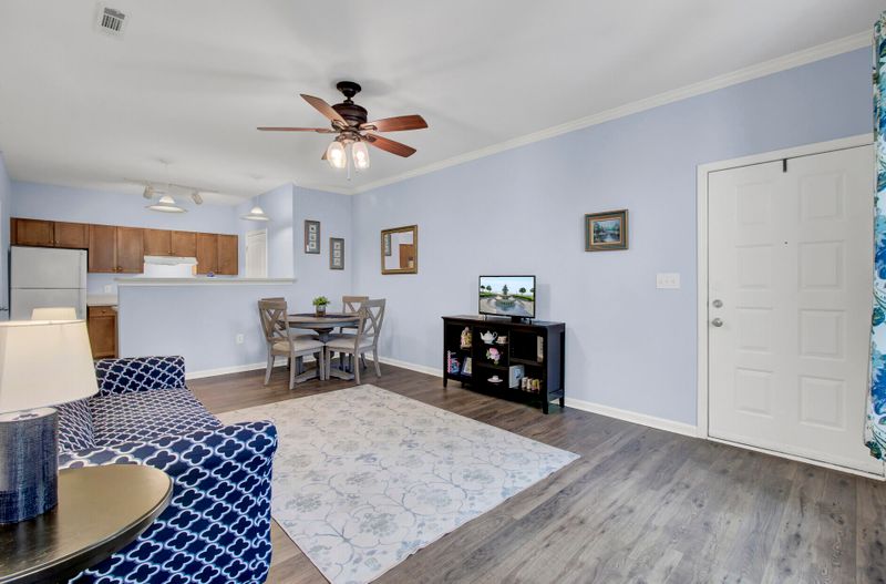 200 Bucksley Ln #303, Charleston, SC 29492