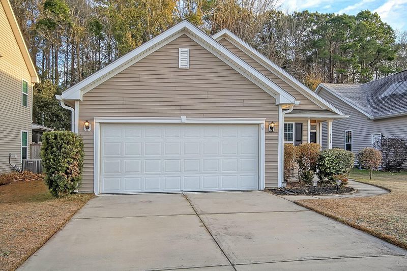 5064 Wapiti Way, Hollywood, SC 29449