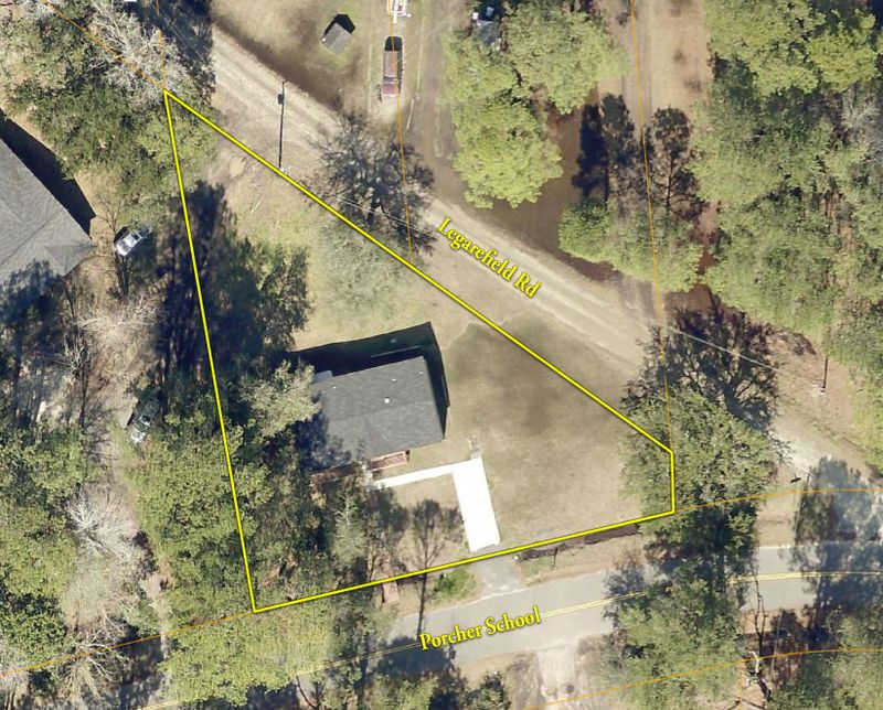 1224 Porcher School Rd, Awendaw, SC 29429