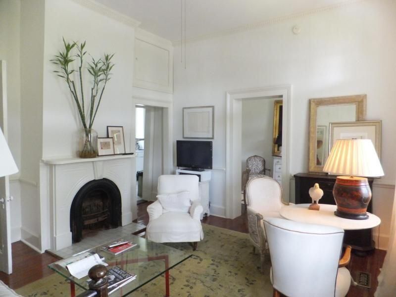 60 Rutledge Ave, Charleston, SC 29401
