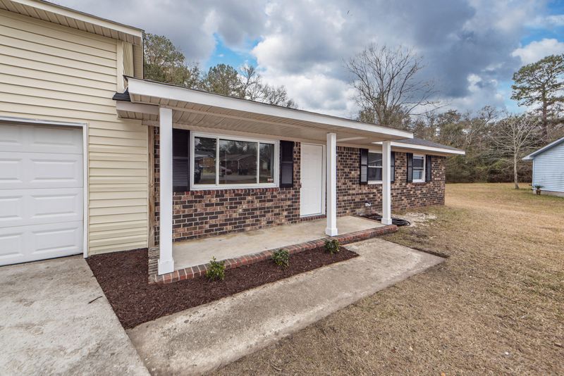 1117 Pickett St, Moncks Corner, SC 29461
