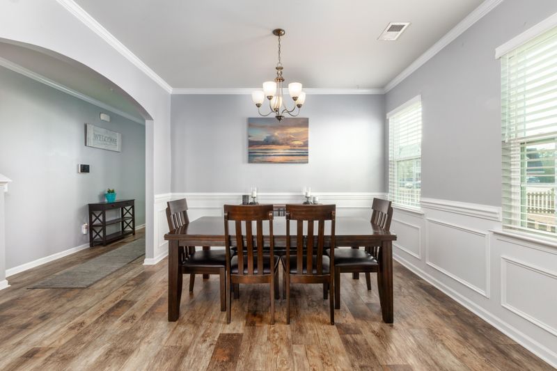 259 Swamp Creek Ln, Moncks Corner, SC 29461
