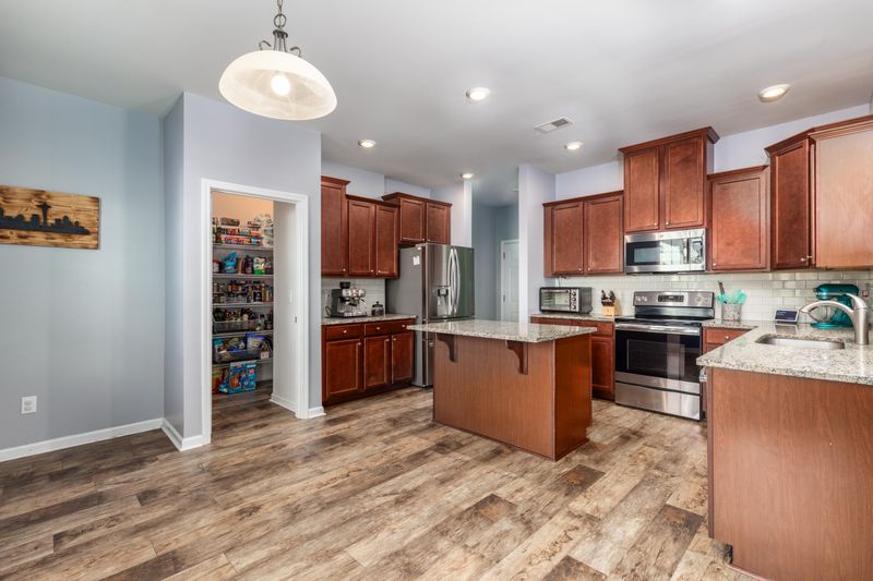 259 Swamp Creek Ln, Moncks Corner, SC 29461