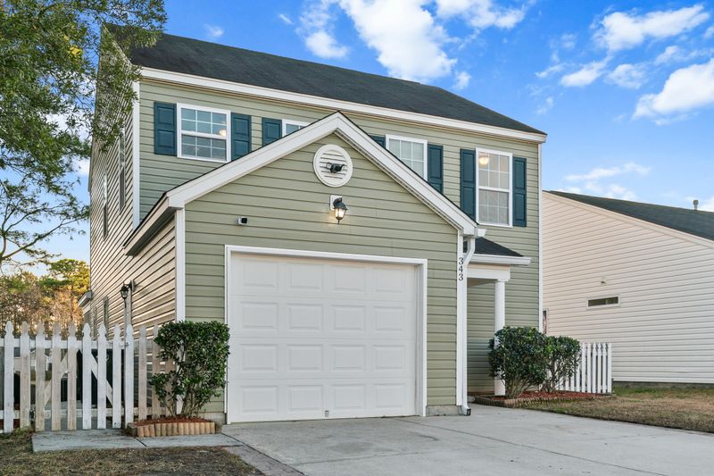 343 Salkahatchie St, Summerville, SC 29485
