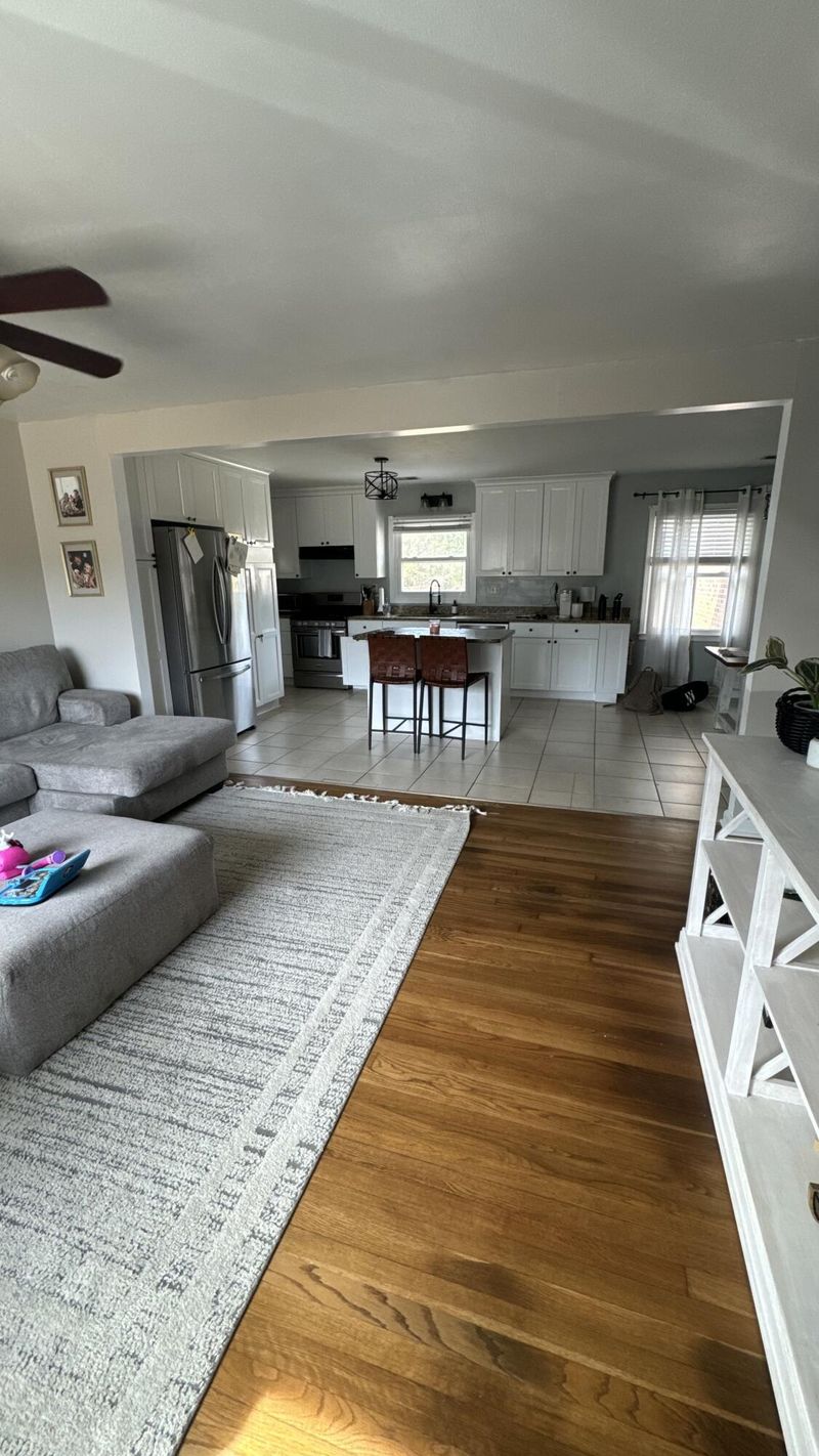 5936 Willard Dr, Hanahan, SC 29410