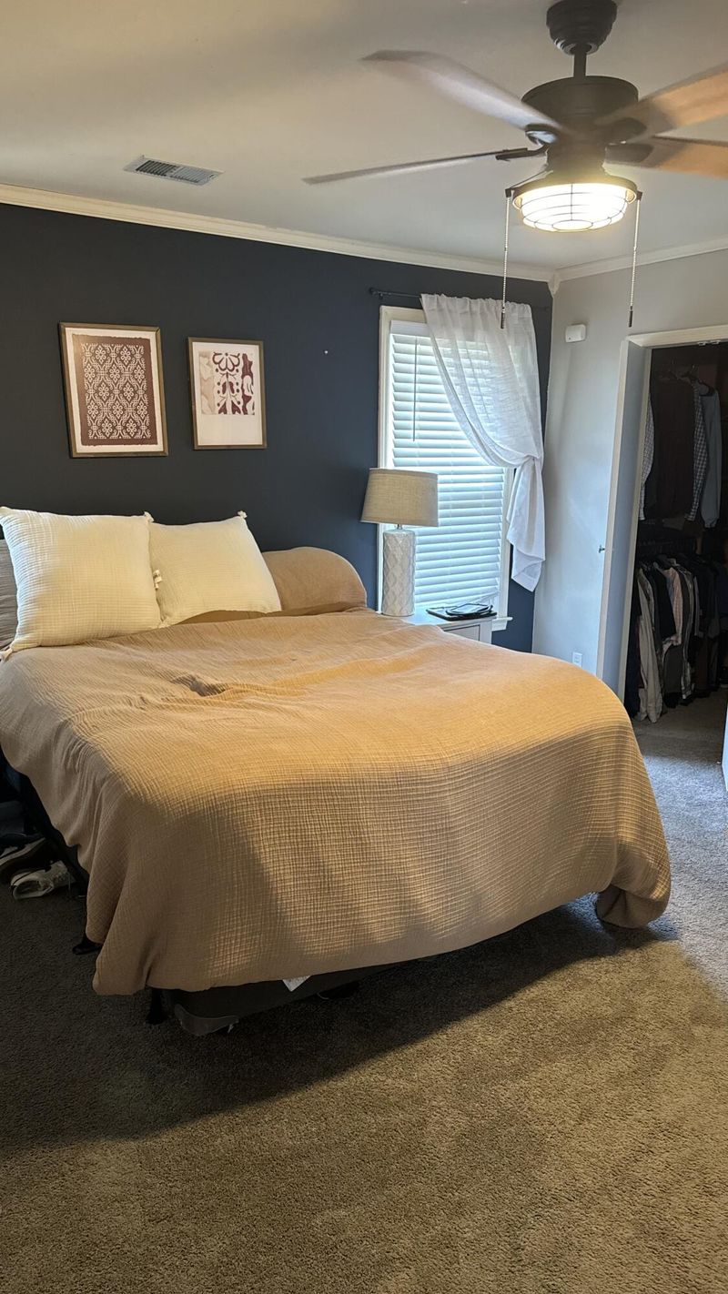 5936 Willard Dr, Hanahan, SC 29410