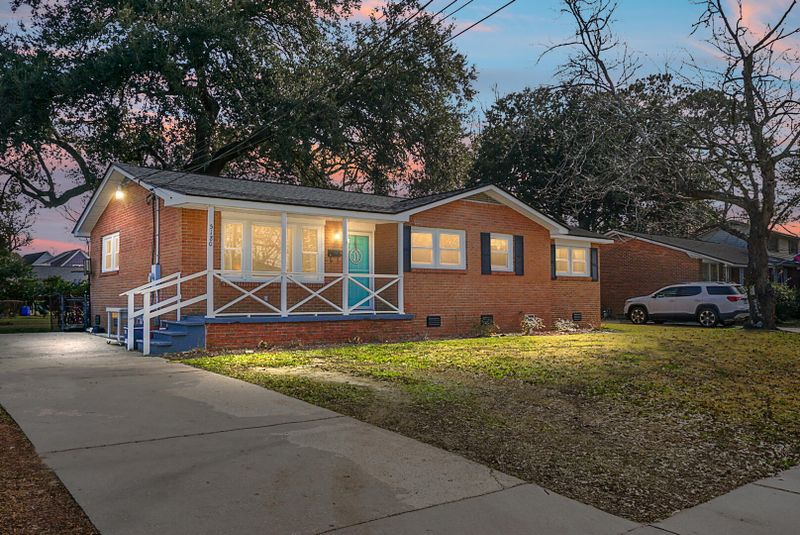 5180 Monterey St, North Charleston, SC 29405