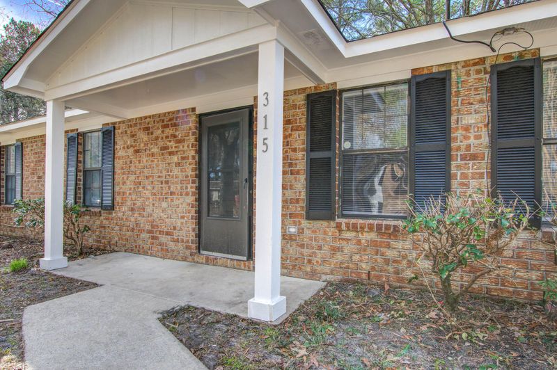 315 Dorchester Manor Blvd, North Charleston, SC 29420