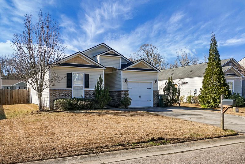 458 Stoney Field Dr, Moncks Corner, SC 29461