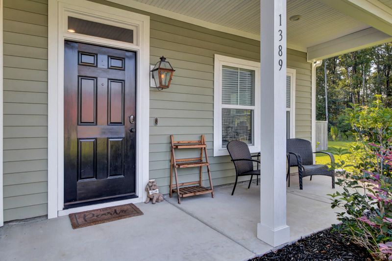1389 Thin Pine Dr, Johns Island, SC 29455