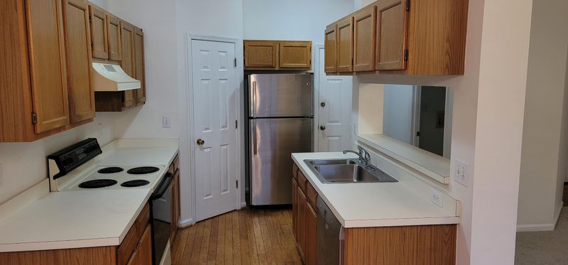 3432 Farmers Market Dr, Charleston, SC 29414