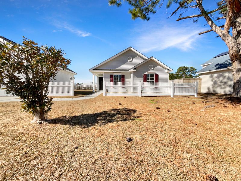 123 Savannah River Dr, Summerville, SC 29485